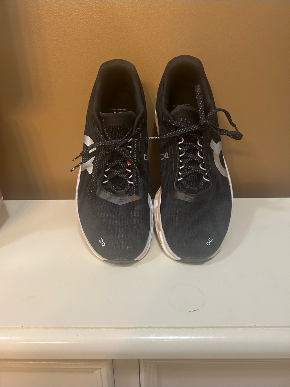 On Running Black and White Women’s Athletic Shoes
